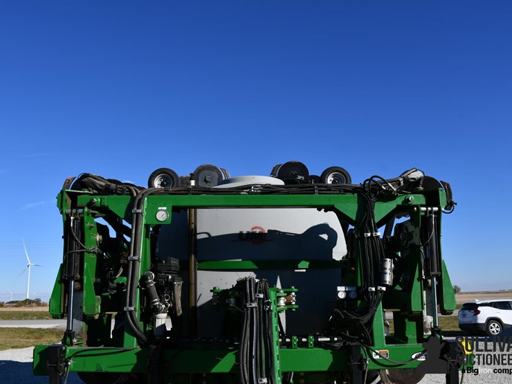 unverferth-2600-nutrimax-liquid-fertilizer-applicator-image-11