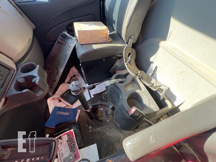 international-durastar-4300-image-33