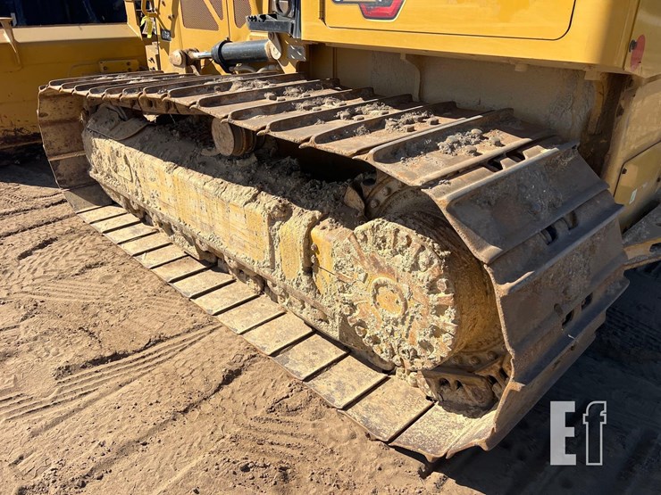 2022-caterpillar-d3-lgp-image-27