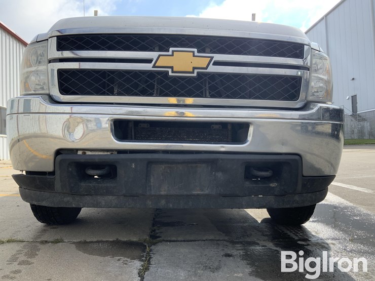 2012-chevrolet-silverado-3500-image-9