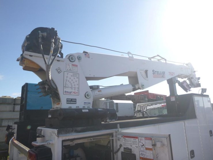 2019-ford-f550-image-12