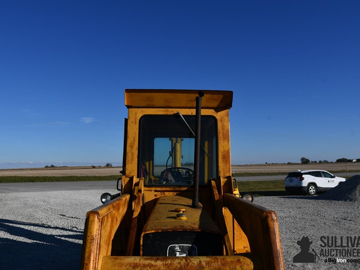 john-deere-310-image-13