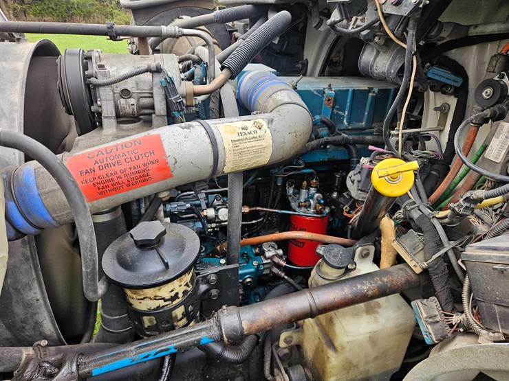 international-durastar-4400-image-28