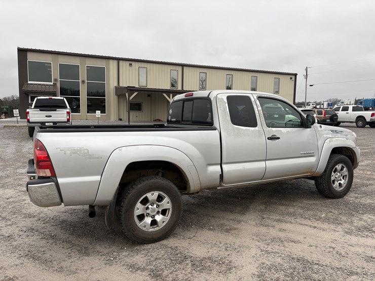 toyota-tacoma-image-4