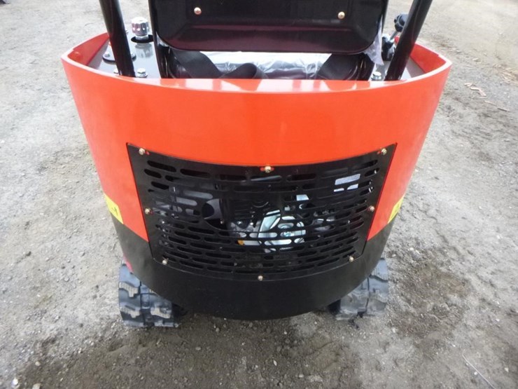 2025-vicsec-vc13-hydraulic-excavator-image-17