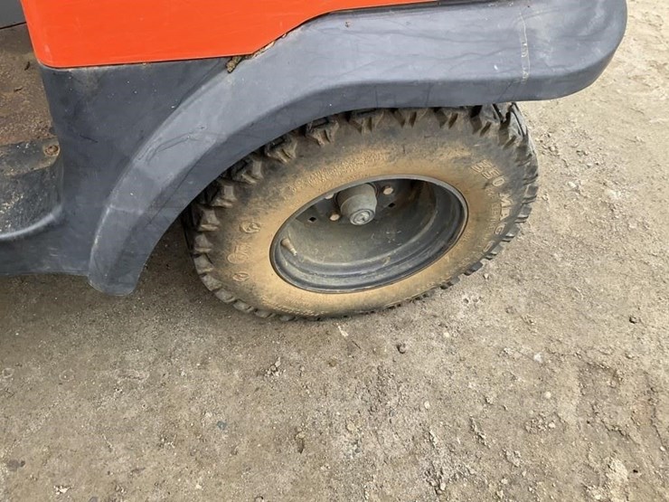 kubota-rtv900xt-image-13