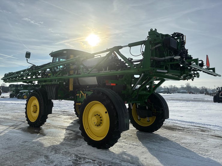 john-deere-r4038-image-9