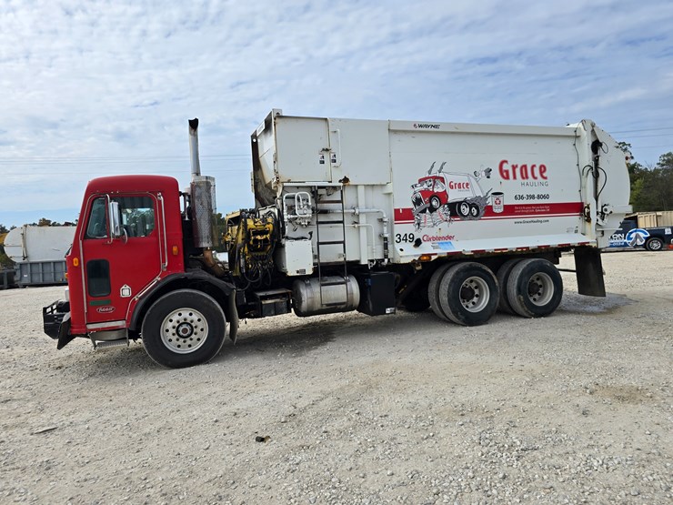 2003-peterbilt-320-image-7