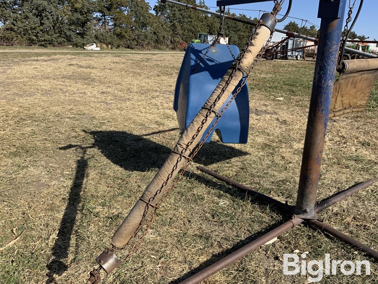 lewis-cattle-oiler-image-18