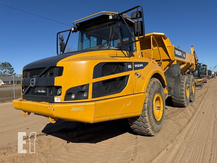 2014-volvo-a25g-image-8