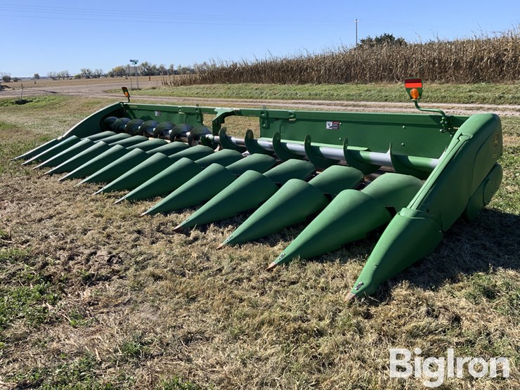 2018-john-deere-712c-image-1