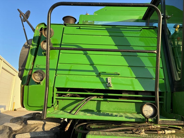 john-deere-7720-titan-ii-image-12