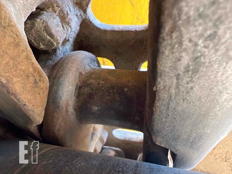 2014-komatsu-pc138us-10-image-13