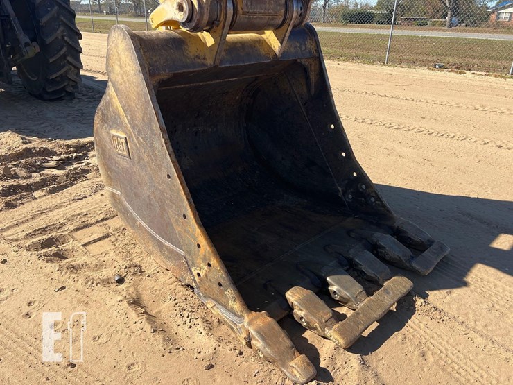 caterpillar-326fl-image-10