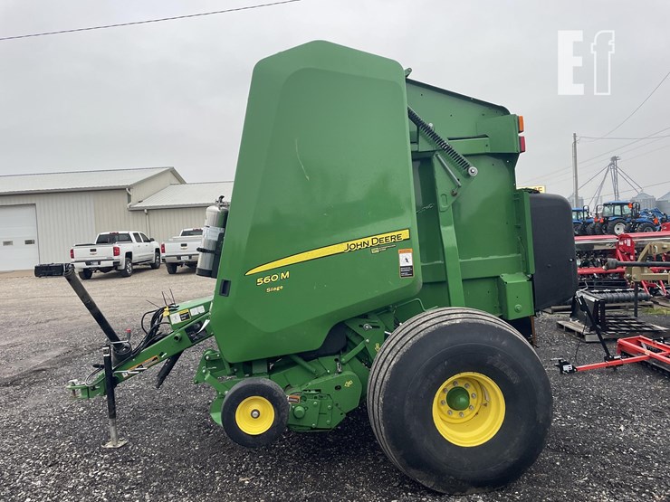 2022-john-deere-560m-image-5