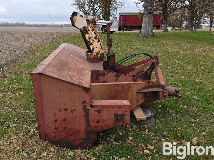 loftness-3-pt-snow-blower-attachment-image-8