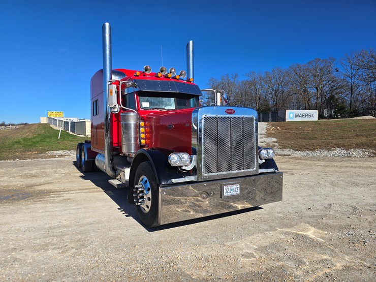 2005-peterbilt-379-image-49