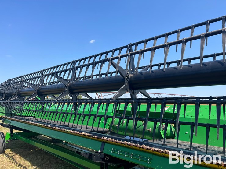 2019-john-deere-735fd-image-13