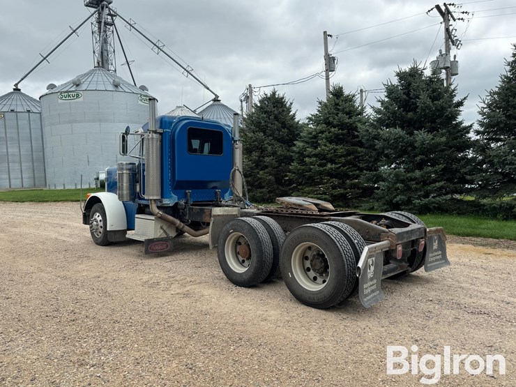 2000-peterbilt-379-image-7