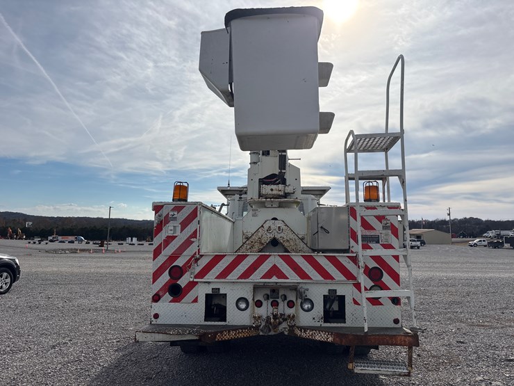 2002-international-4700-image-5