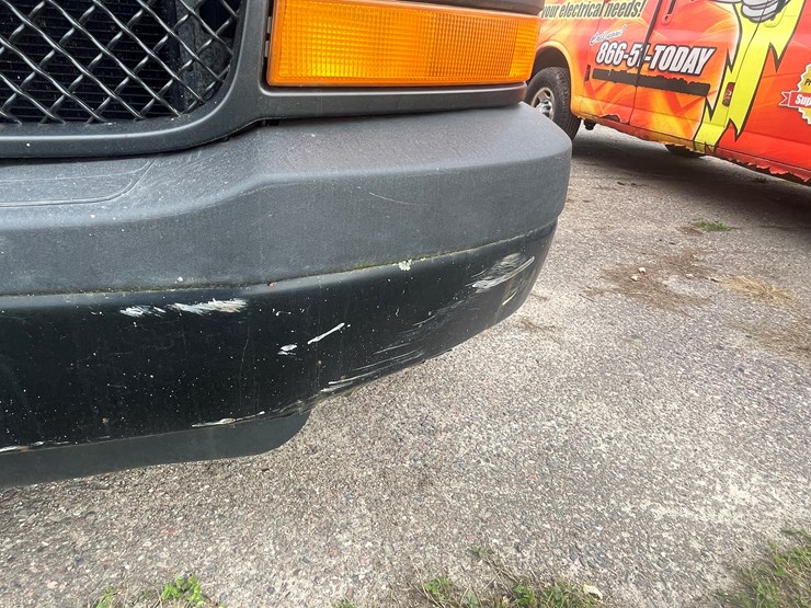 #1404-•-2006-chevy-cargo-van-(wi-title-in-delay)-image-13