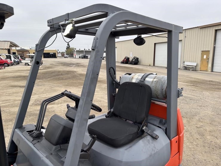 2006-toyota-7fgu20-image-16