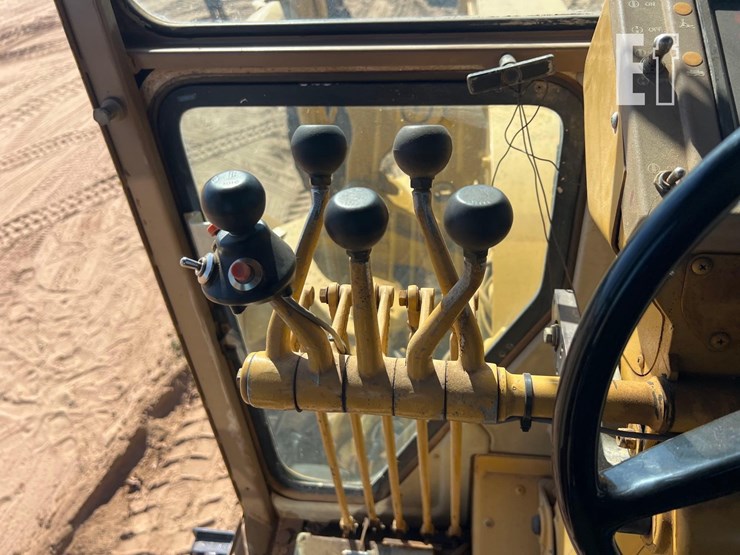 1992-caterpillar-14g-image-36