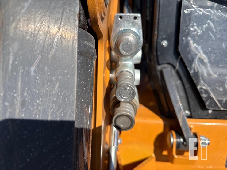 2024-case-tv620b-image-22