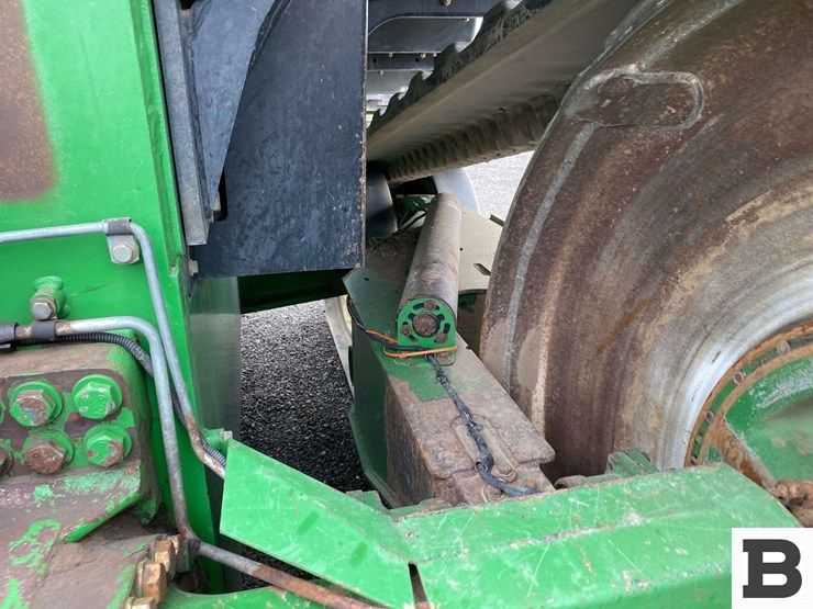 2004-joh-deere-9320t-tractor-image-45