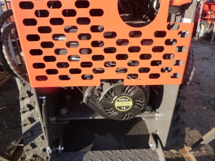 2025-agt-ysrt14-skid-steer-track-loader-image-15