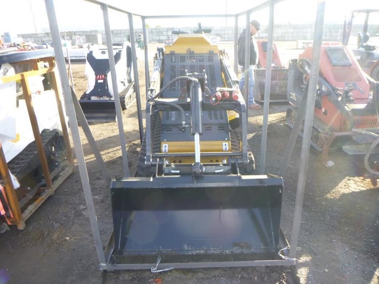 2025-cfg-ktt-(a)27-skid-steer-track-loader-image-5