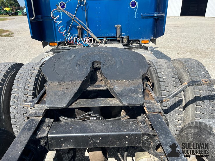 1994-peterbilt-377-image-10