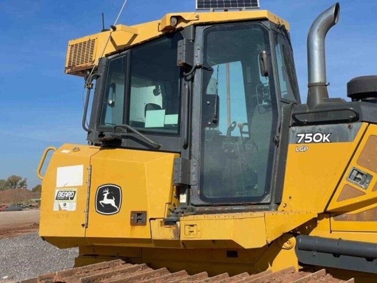 2019-deere-750k-lgp-image-5