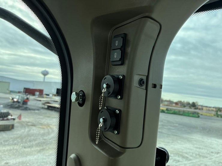 john-deere-8rx-370-image-99