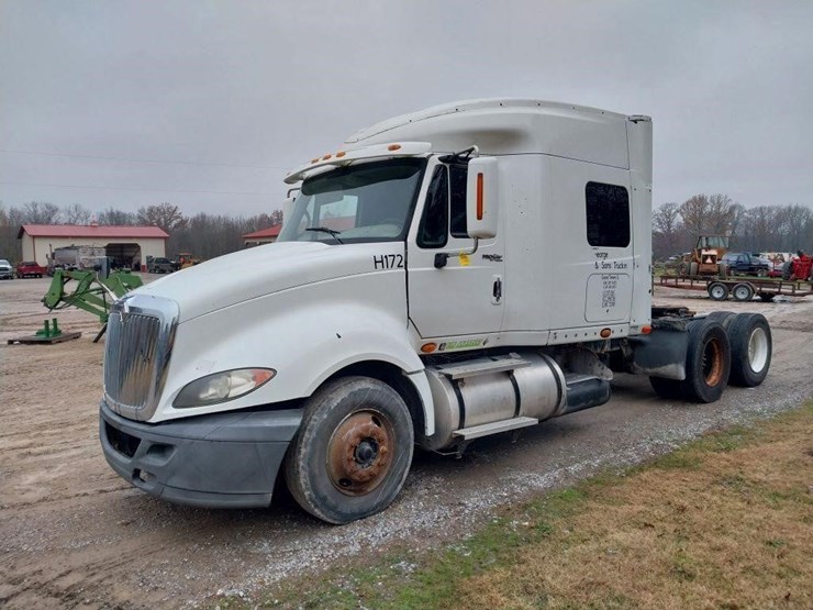 2009-international-prostar-image-1