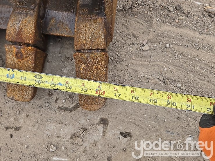 2017-kubota-u35-4-image-22