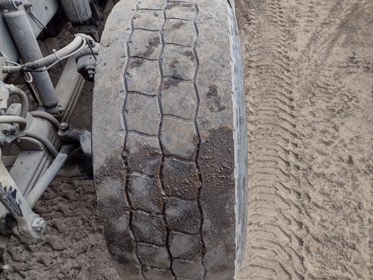 peterbilt-567-image-22