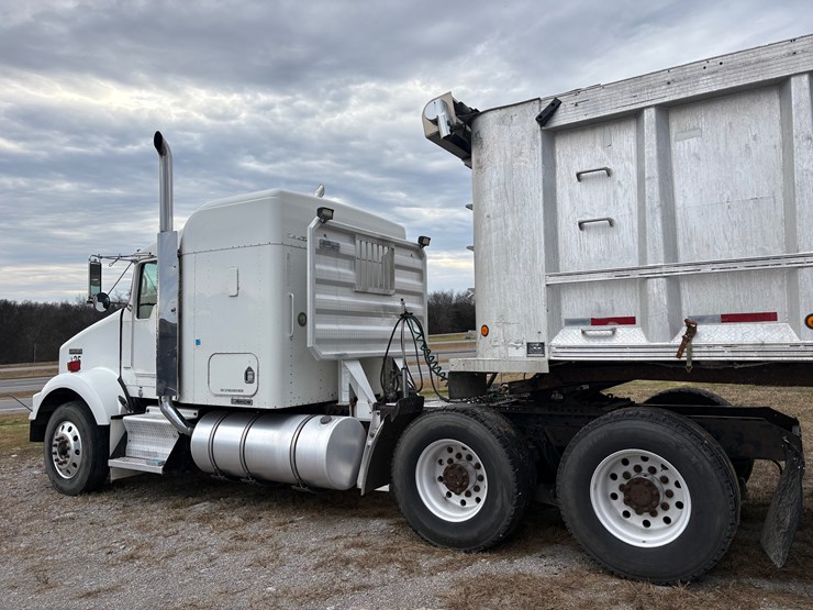 caterpillar-c15-image-6