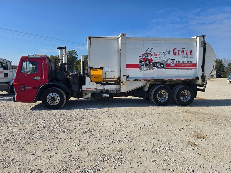 2007-mack-le613-image-8