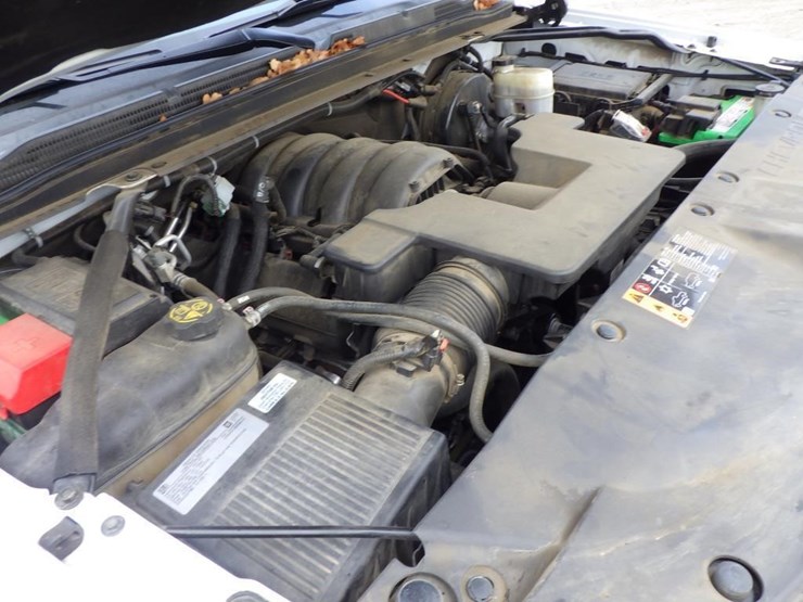 2019-chevrolet-tahoe-image-11