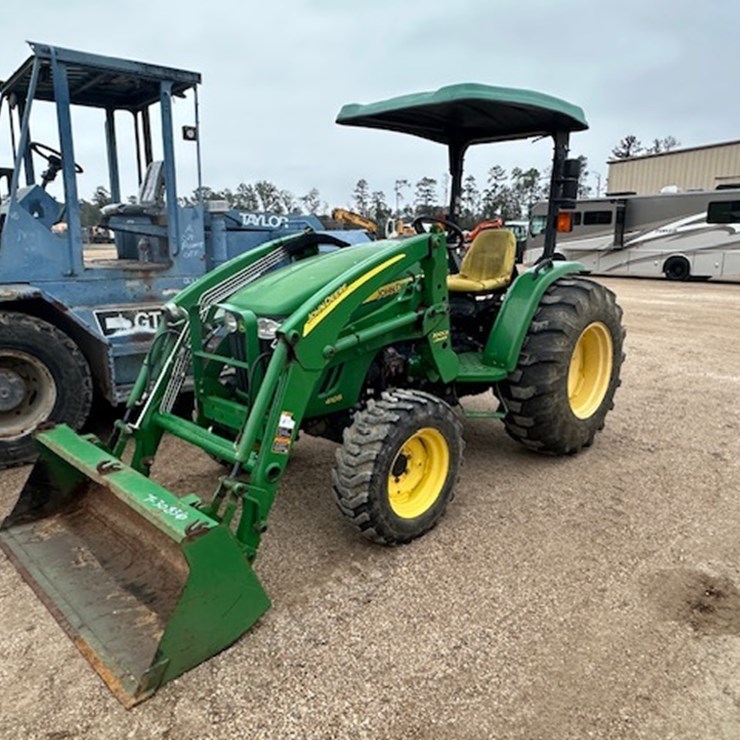JOHN DEERE 4105