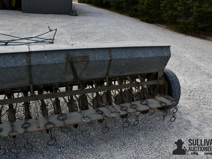 john-deere-b-image-15