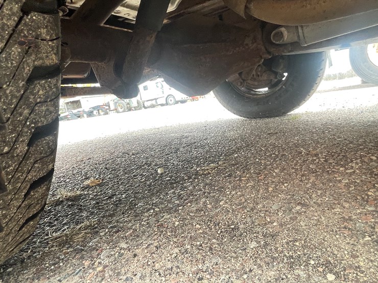 #1403-•-2005-chevy-cargo-van-(wi-title-in-delay)-image-19