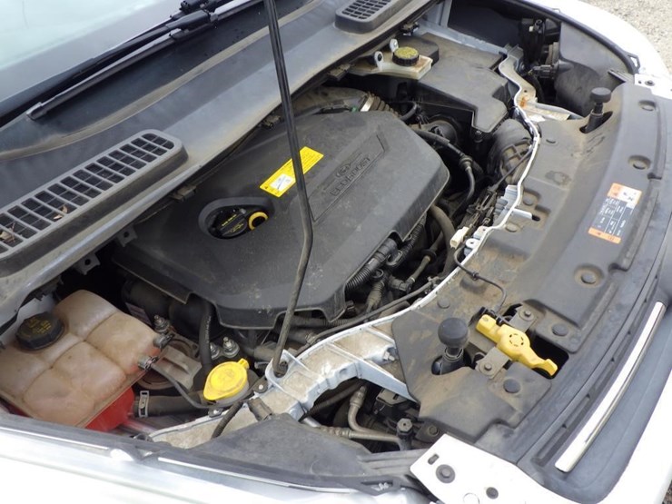 2016-ford-escape-image-11