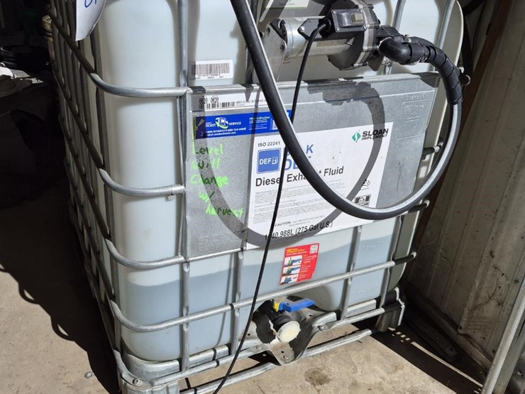 poly-tote-with-pump-image-4