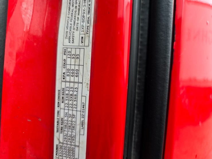 2017-peterbilt-579-image-72