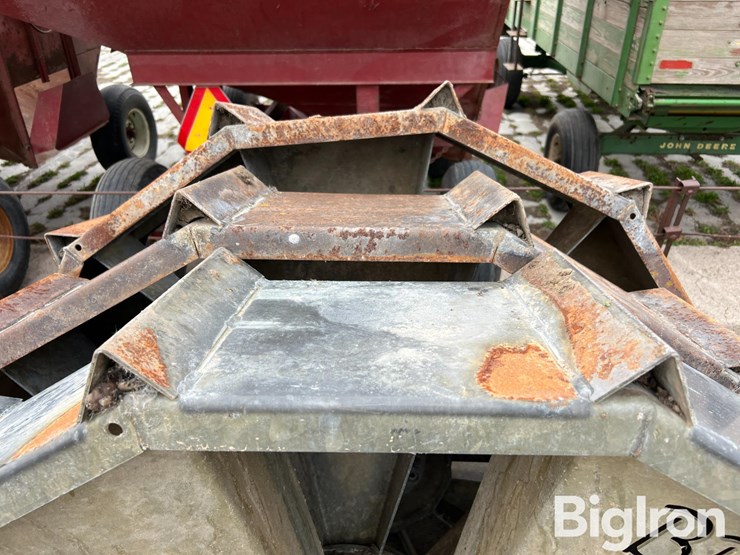 bb-metal-works-steel-tread-pivot-wheels-image-12