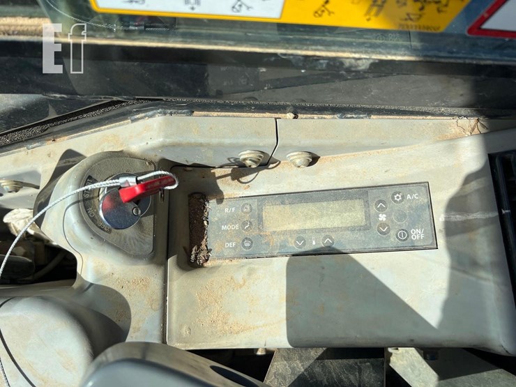 2018-deere-60g-image-34