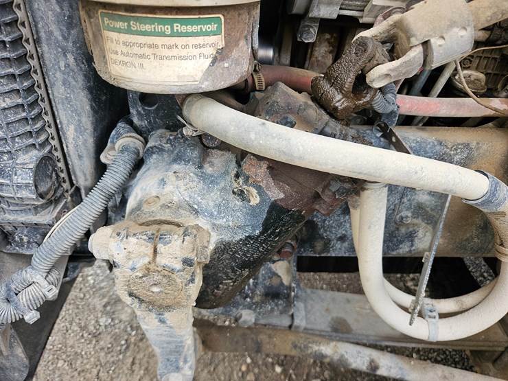 freightliner-columbia-112-image-55