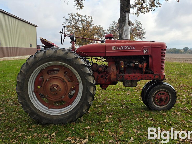 1951-farmall-m-2wd-tractor-image-4